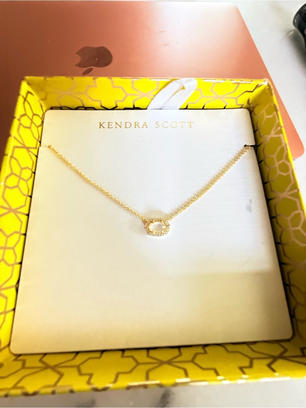 Kendra Scott Chelsea Gold Oval Clear Crystal Necklace